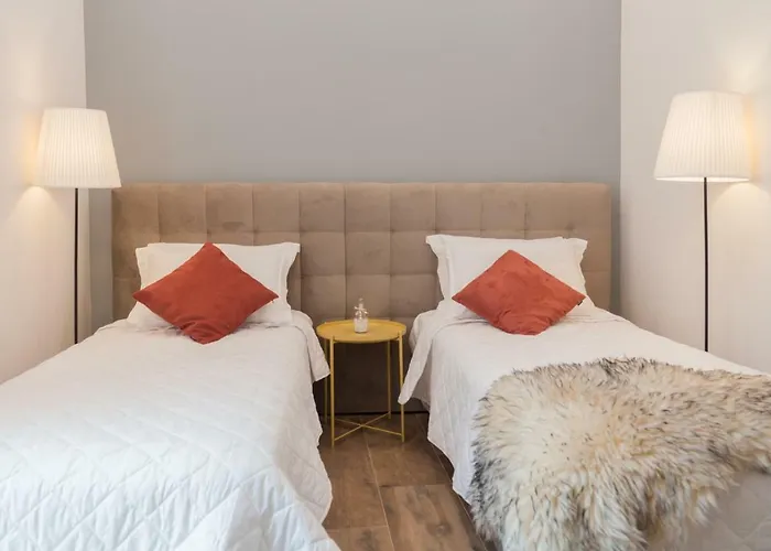 Allstar Boutique House In Downtown, Direct Connection With Airport